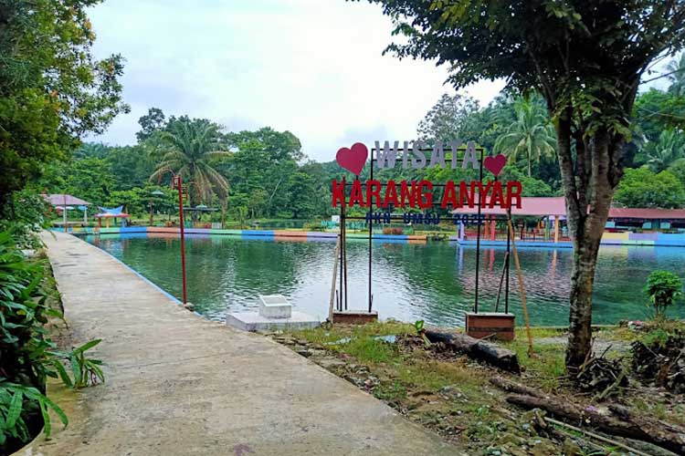 pemandian karang anyer siantar