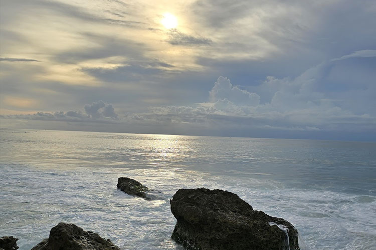 cemongkak beach sunset