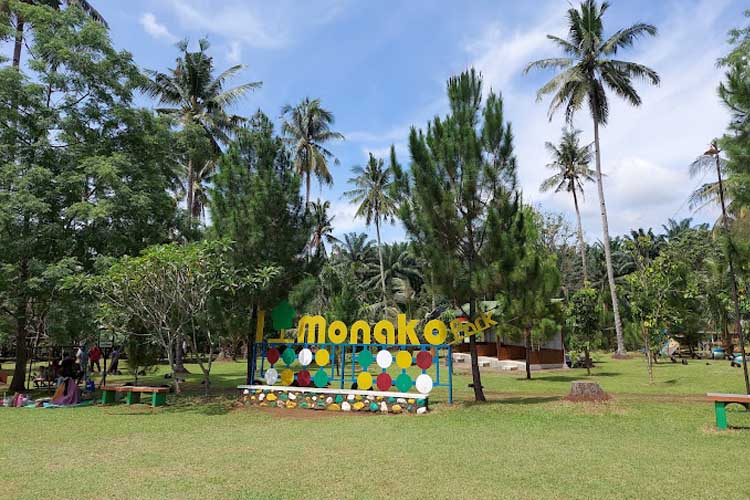 Monaco Park Sibiru-Biru, Wisata Foto Instagramble di Medan