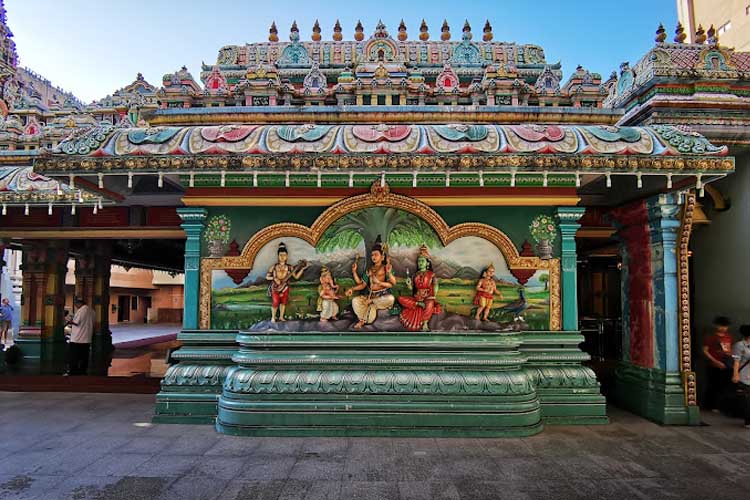 tempat wisata di bukit bintang malaysia Sri Mahamariamman Temple