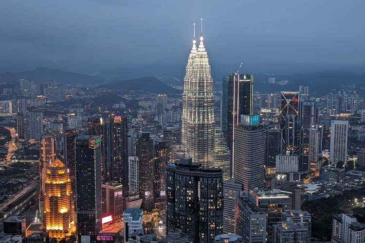 tempat wisata di bukit bintang malaysia menara kuala lumpur