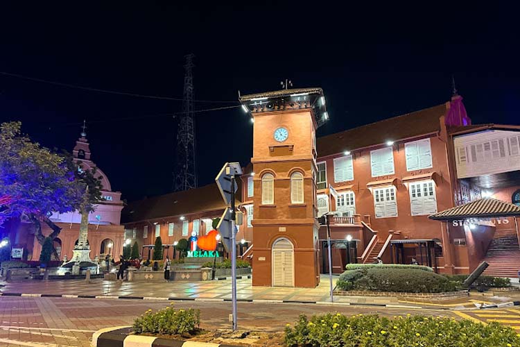 tempat wisata di melaka Stadthuys Melaka