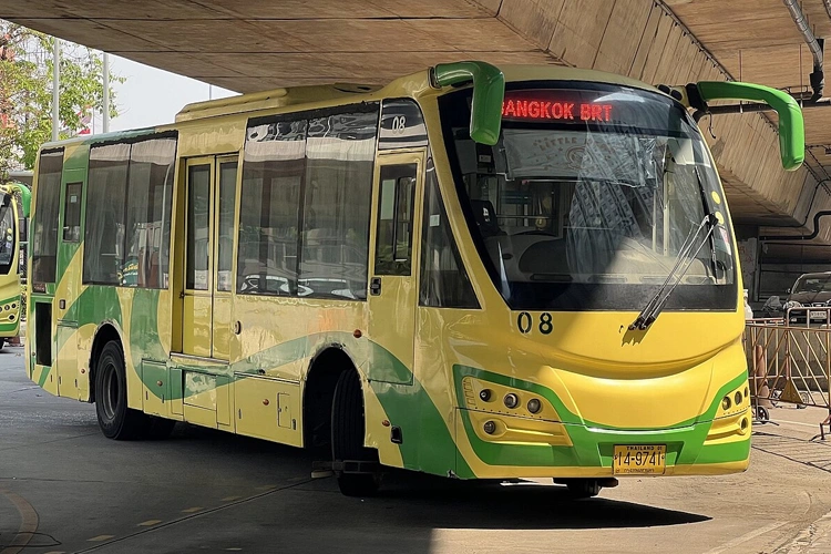 transportasi di bangkok brt