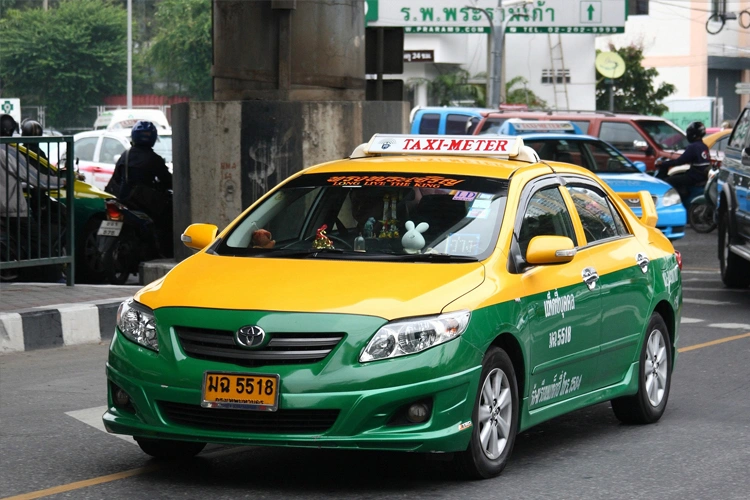 transportasi di bangkok taksi