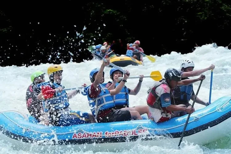 tempat wisata di kisaran arung jeram asahan