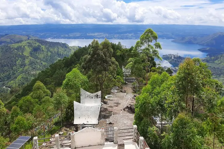 tempat wisata di samosir Menara Pandang Tele