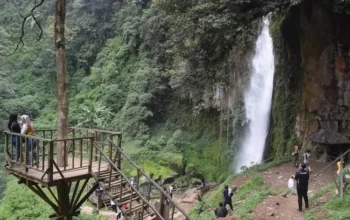 air terjun sikulikap