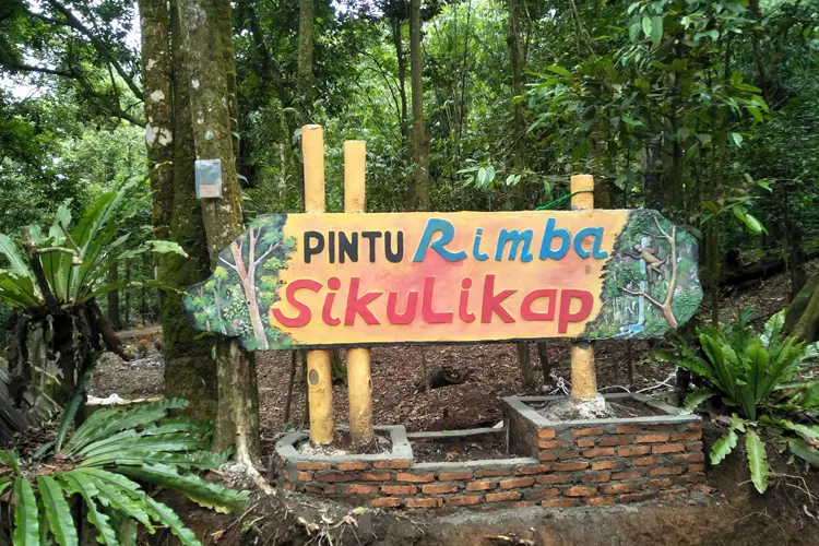 air terjun sikulikap pintu masuk
